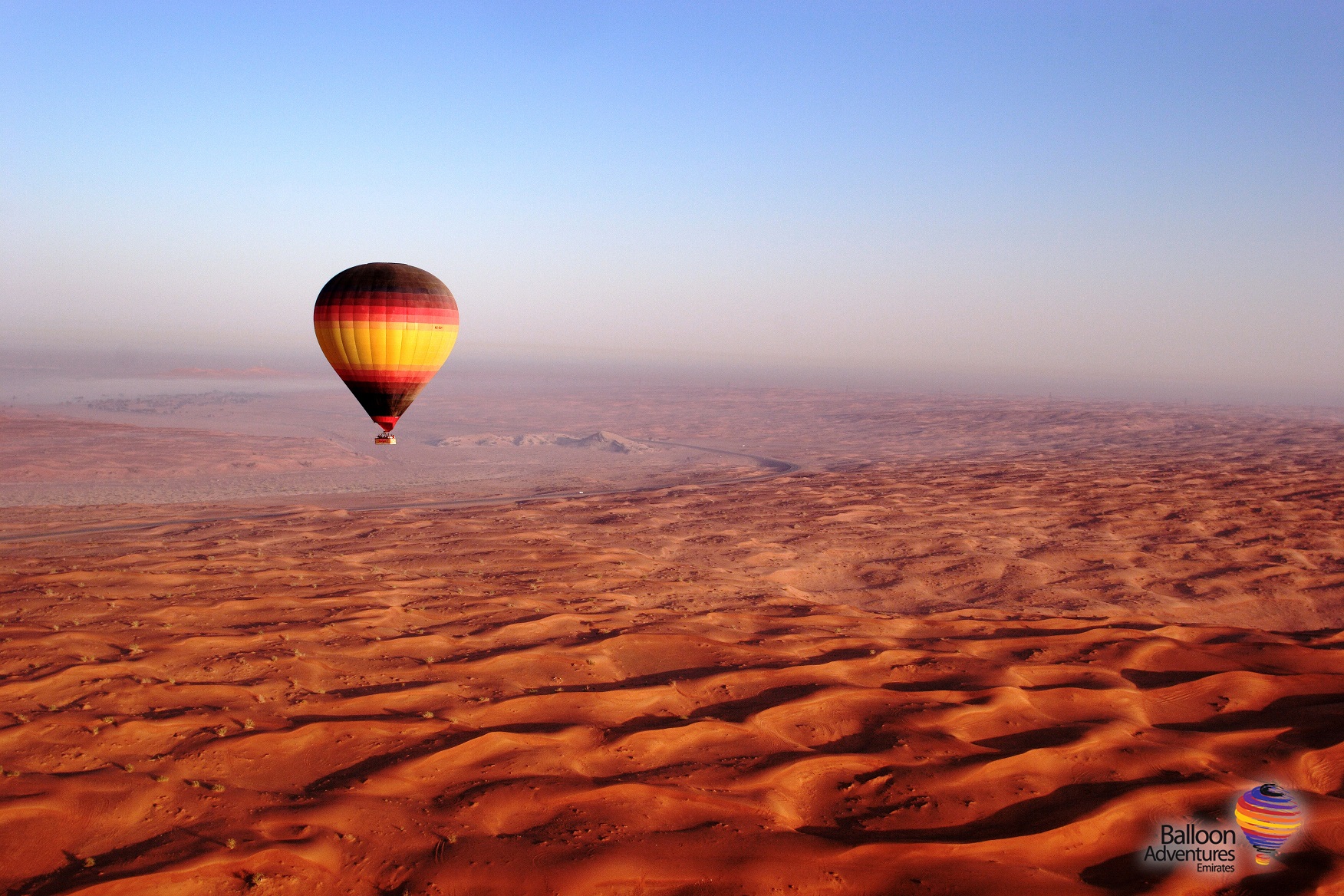 Dubai Hot Air Balloon : Romantic Desert, Silent Sunrises, and Exclusive Views of the Country's Premier National Ecological Reserve